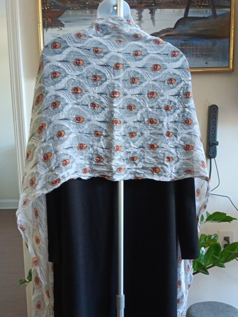 Peacock Feathers Scarf GC - Picture 3 of 4
